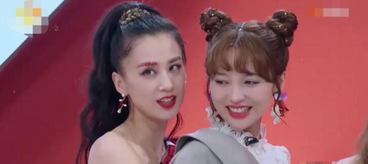 黄圣依金莎照片